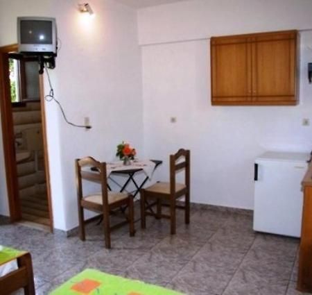 Triantafyllou Maria Rooms Skopelos Town Room photo